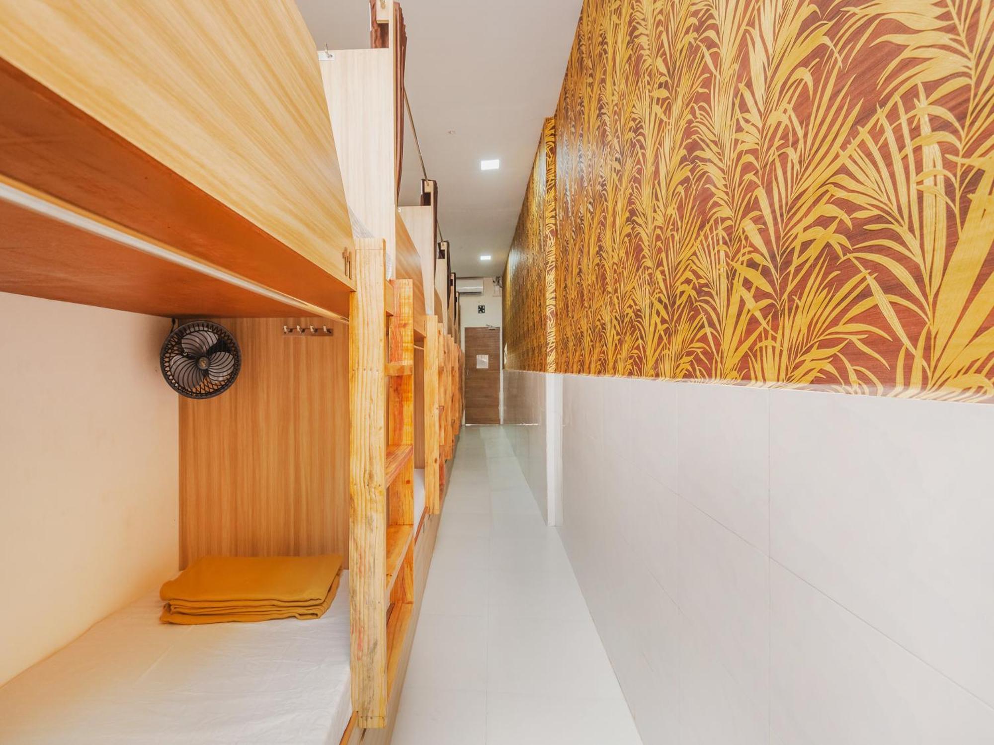 Sahara Stay-near Nesco Exhibition Centre Hotel kapsul